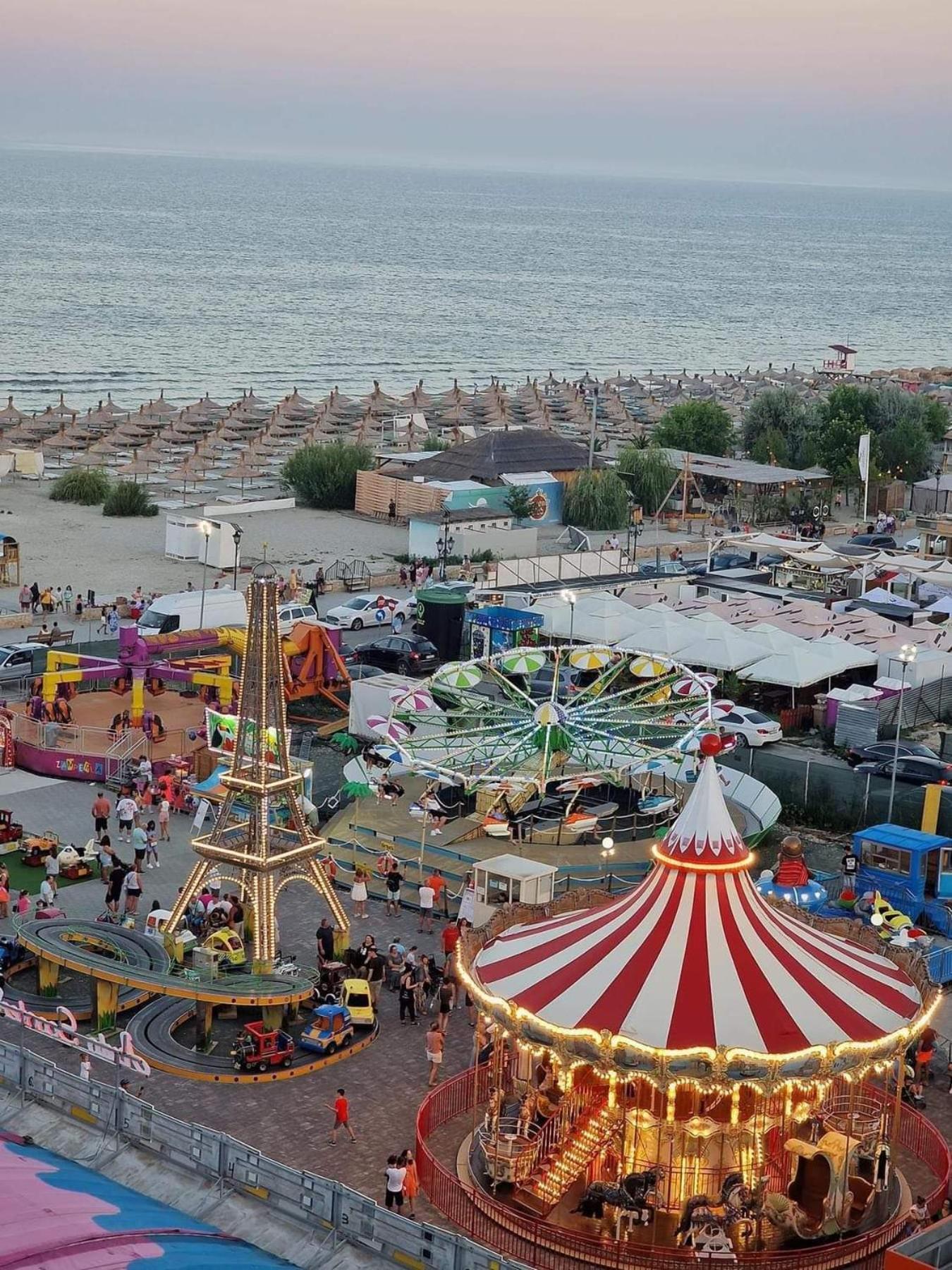 Apartmán Mamaia Nord Năvodari Exteriér fotografie